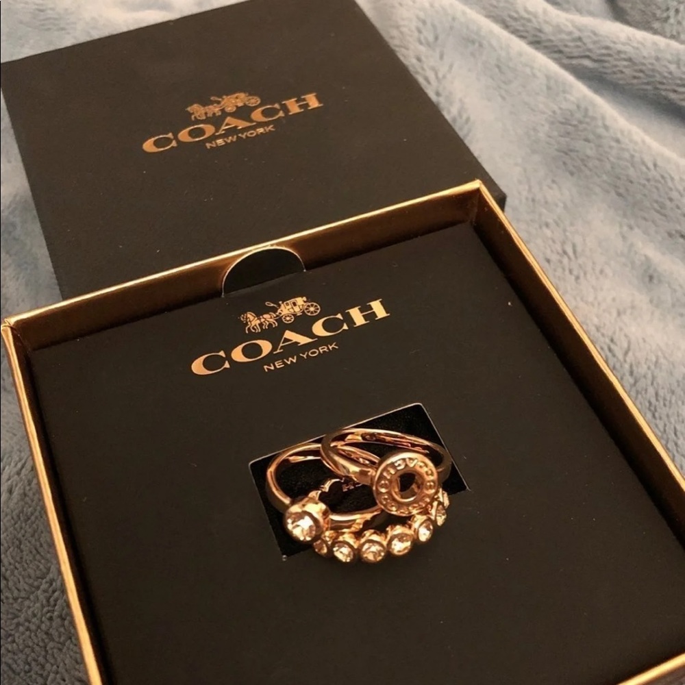 Coach ring